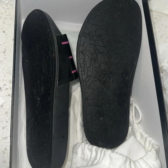 Versace Slides - Picture 2 of 4